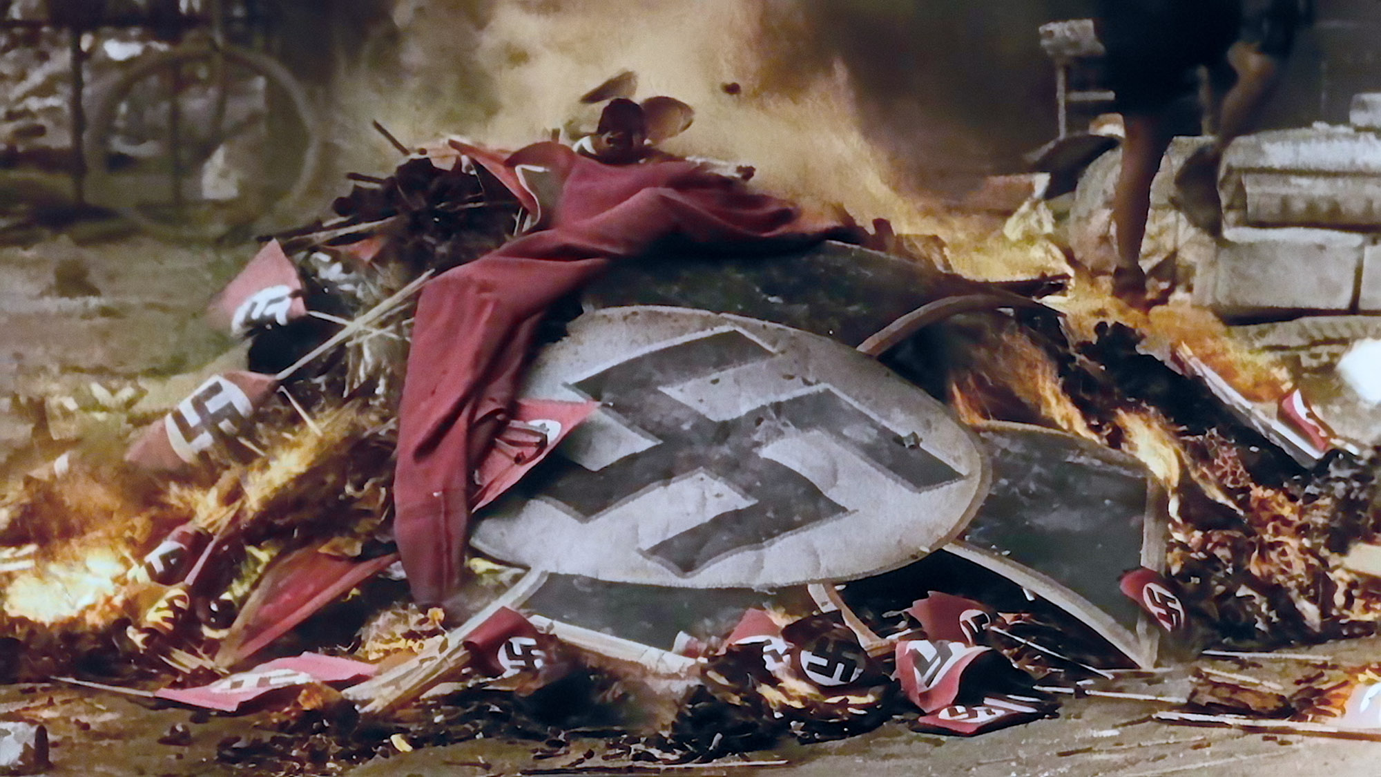 1939-1945 Et le monde bascule S1E2 L'abîme 7_(Berlin - 1945)@NIMIA.jpg