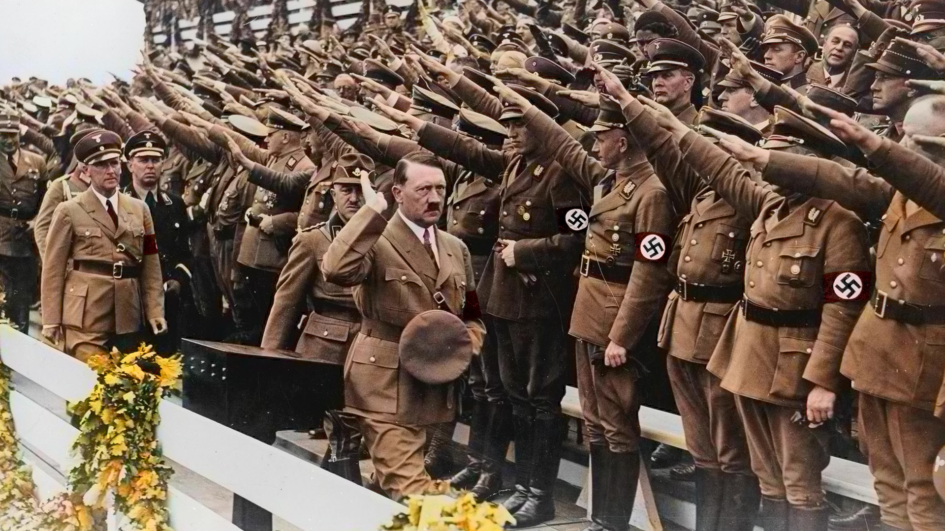 HITLER_DECRYPTAGE_CATCHUP_E4.jpg