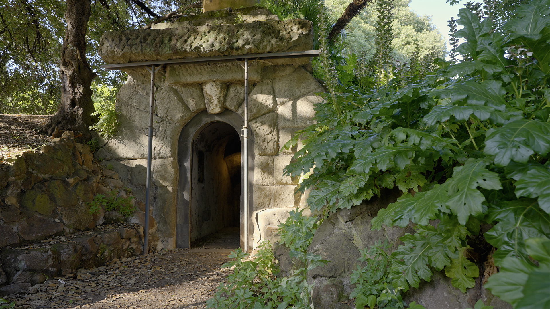 L'antre des dictateurs S1E2 - 1920x1080.jpg