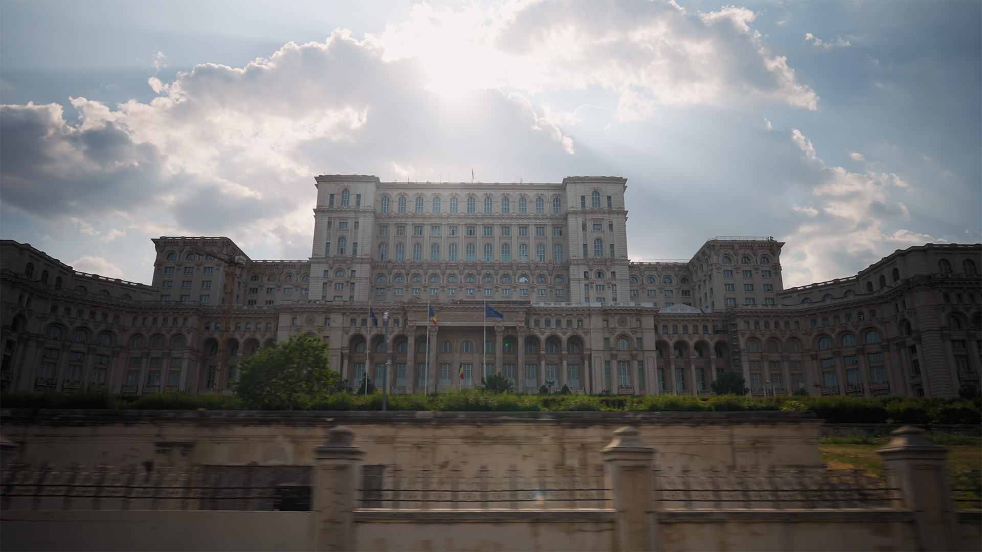 L'antre des dictateurs S1E6 - 1920x1080.jpg