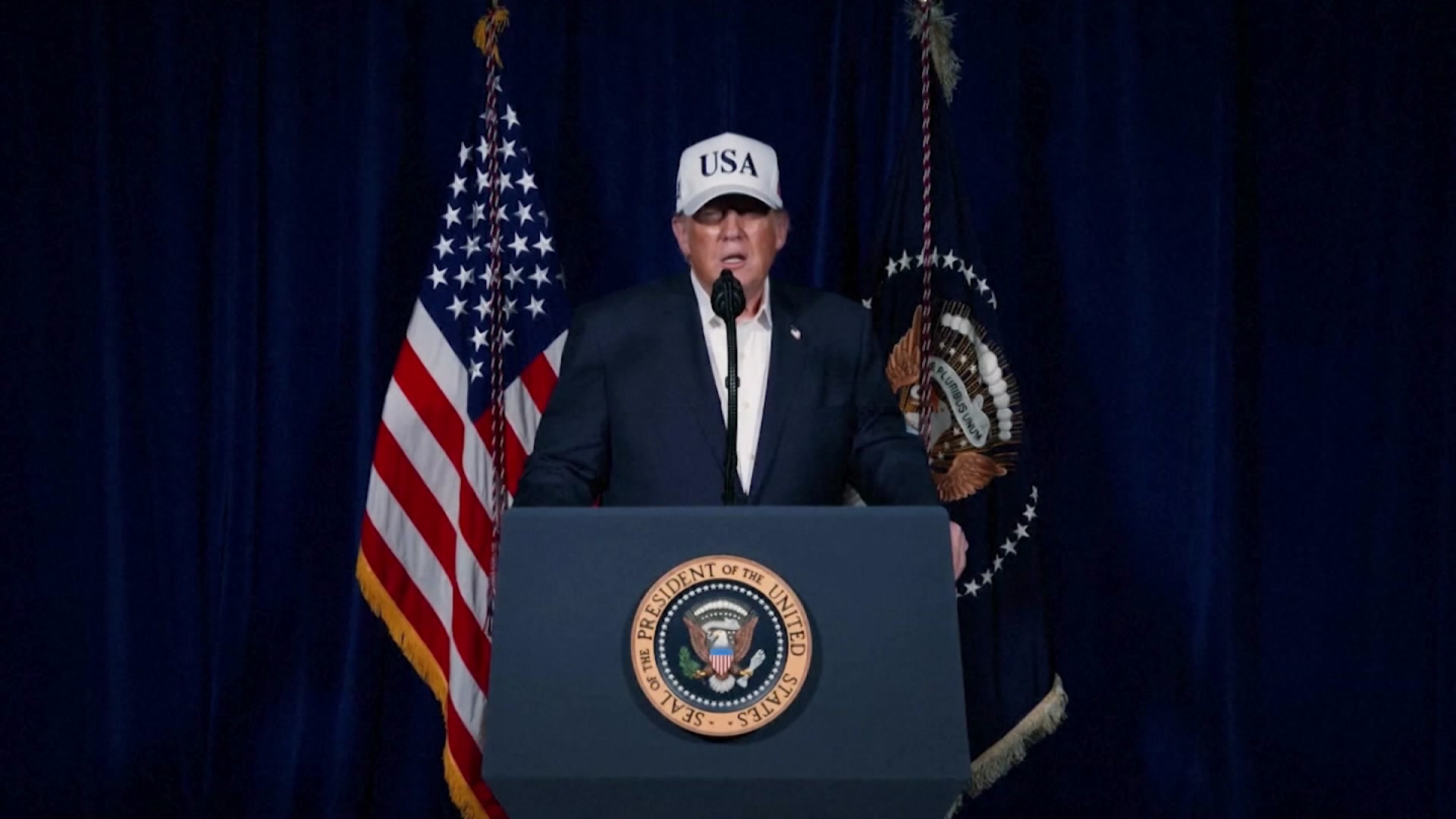 Trump, le nouveau shérif (c) LCI.jpg