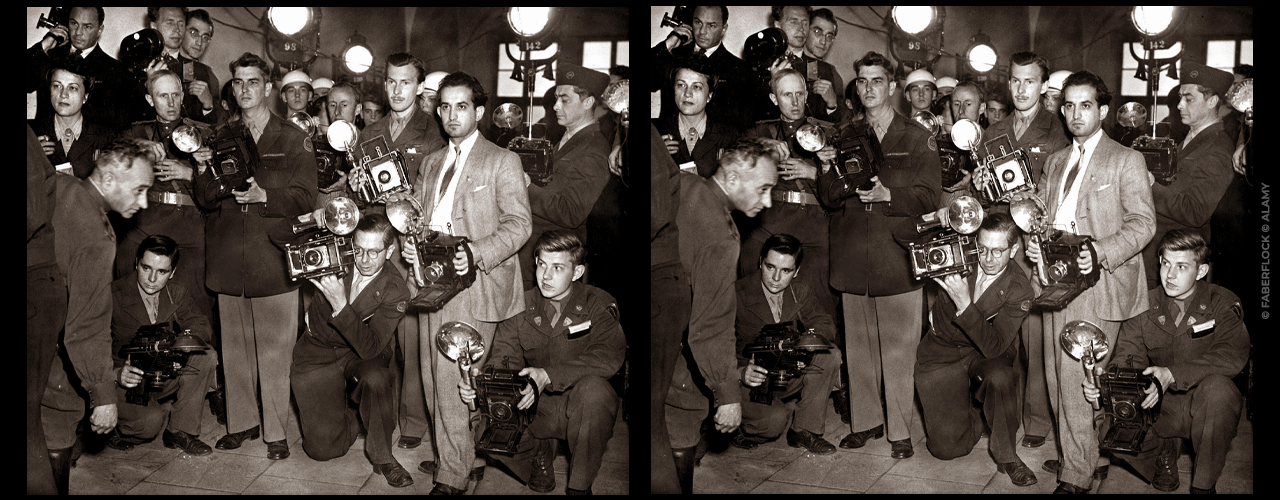 Photographes assis et debout, avec leurs appareils, dans les années 40